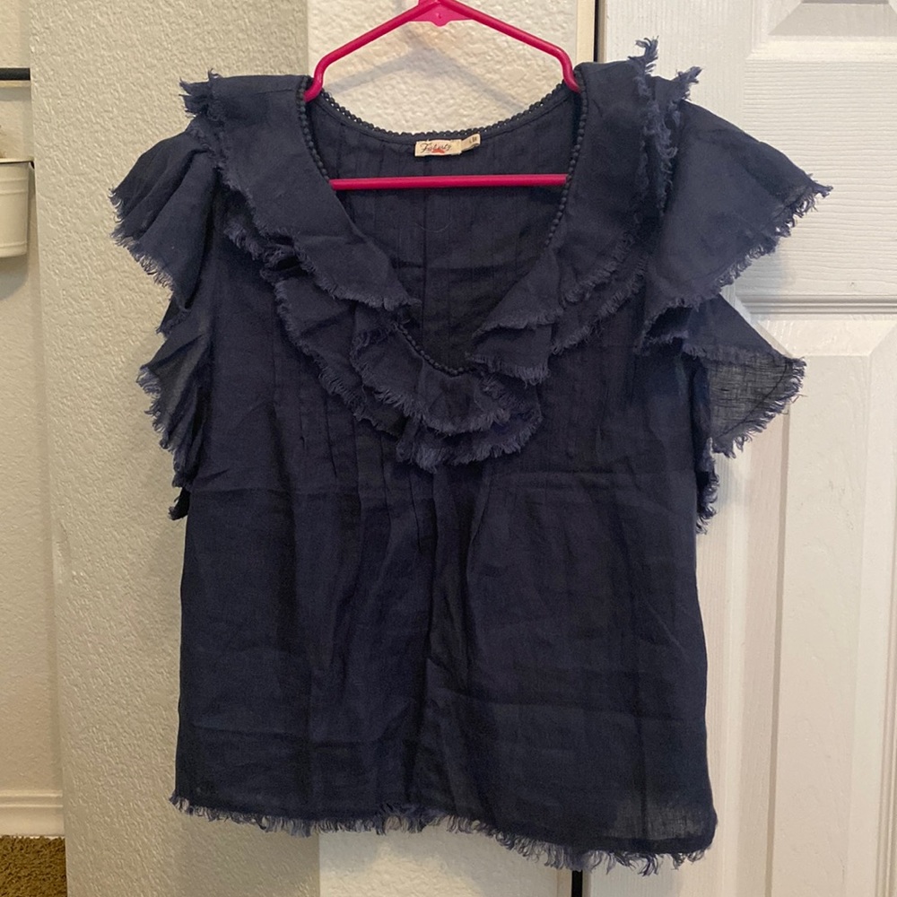 Super fun short sleeve shirt